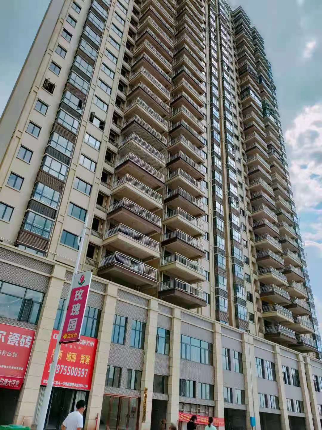 安仁江景玫瑰园